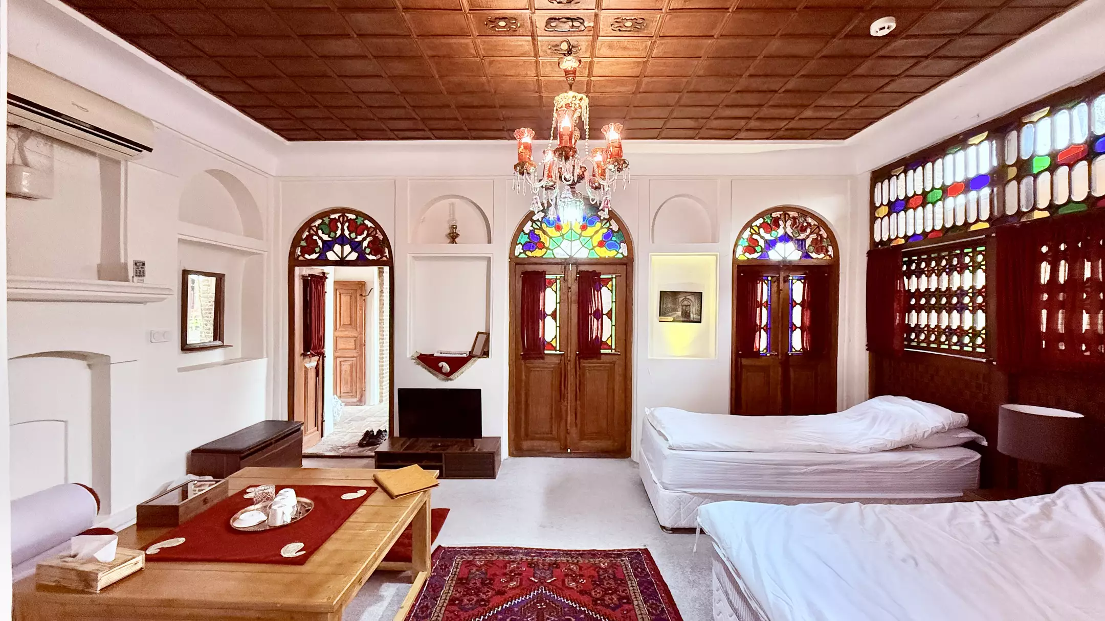 Alibaba https://cdn.alibaba.ir/ostorage/hotel-accommodation-images/676ff0e910d0d5745be3d9f9_خانه بهروزی قزوین (13).webp